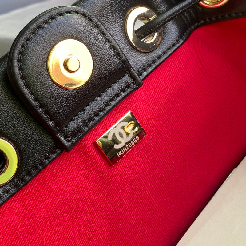 Ziva's Charm handbag – lifestyle view (one versatile size)