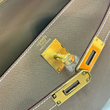  refined everyday bag styled with outfit