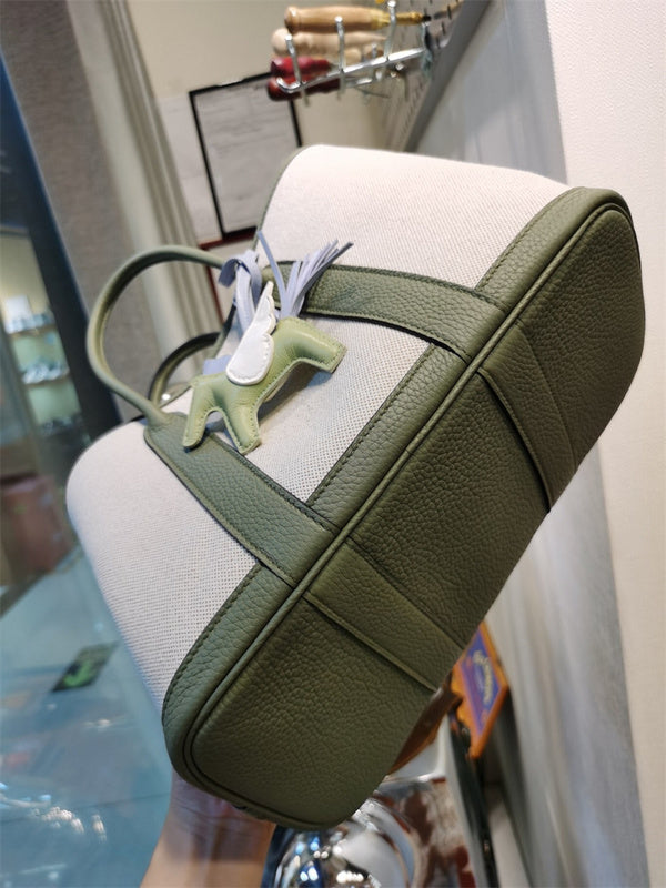 Interior view of graceful premium bag