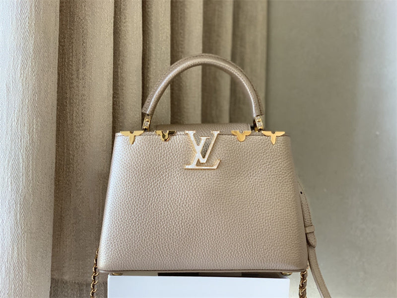  versatile structured bag detail view showing craftsmanship 62