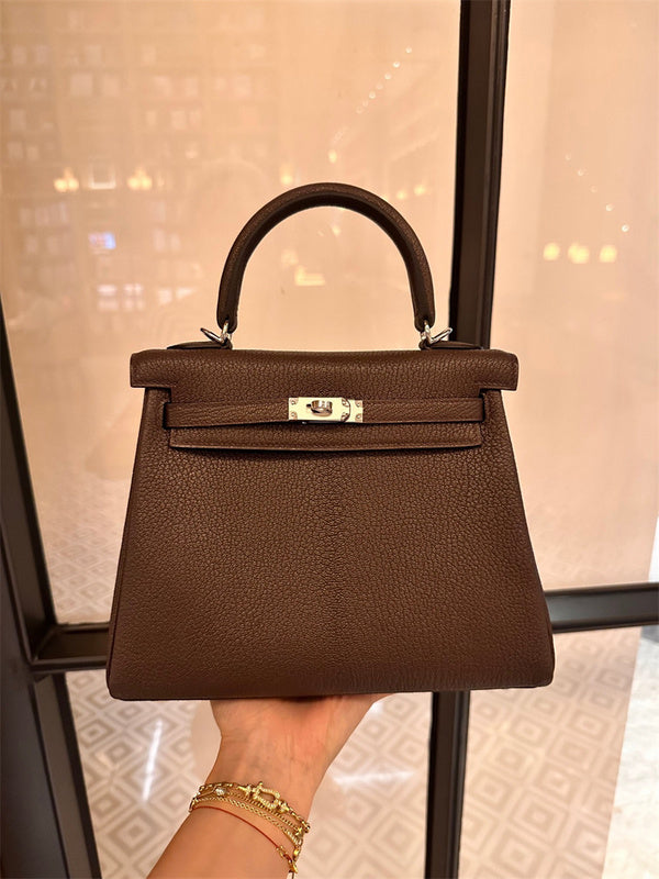  Everyday shopper bag front view