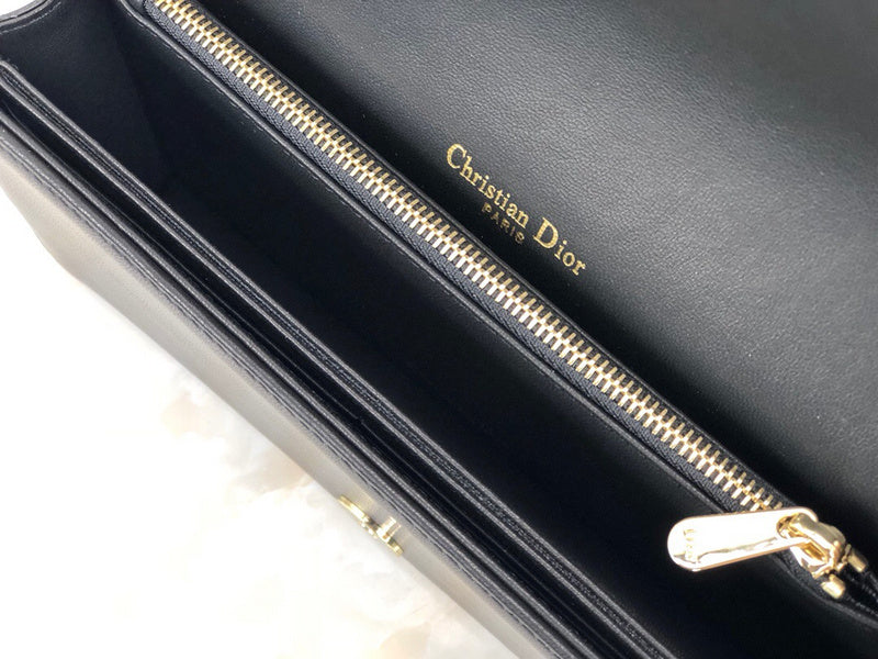 Side profile of signature structured women's handbag – women's everyday handbag