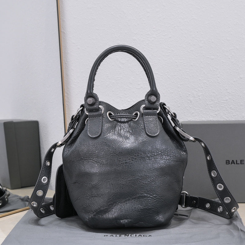 Zivas Charm Versatile Design Statement Handbag (Timeless Wardrobe Addition) – Angled View 5