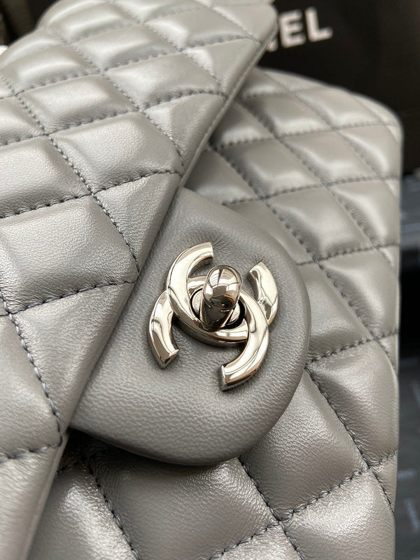  women's handbag, mid design, view 5