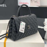 Zivas Charm Classic Sensibility Everyday Handbag (Structured Everyday Essential) – Close-Up Detail
