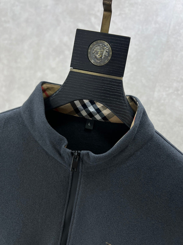 Back view of Burberry luxury piece style No.302