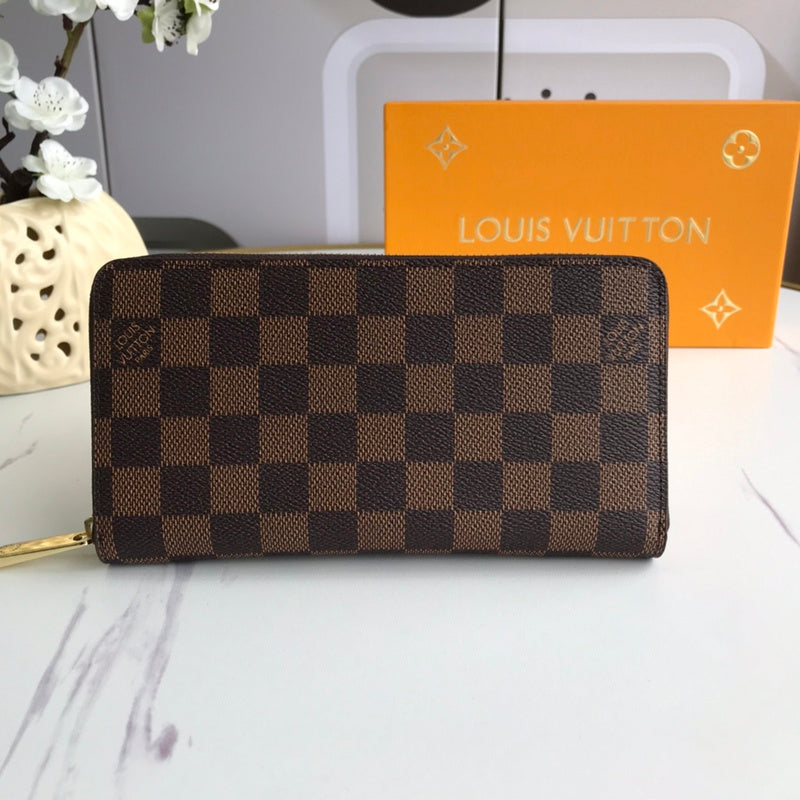 Front view of structured statement women's handbag – women's luxury accessory