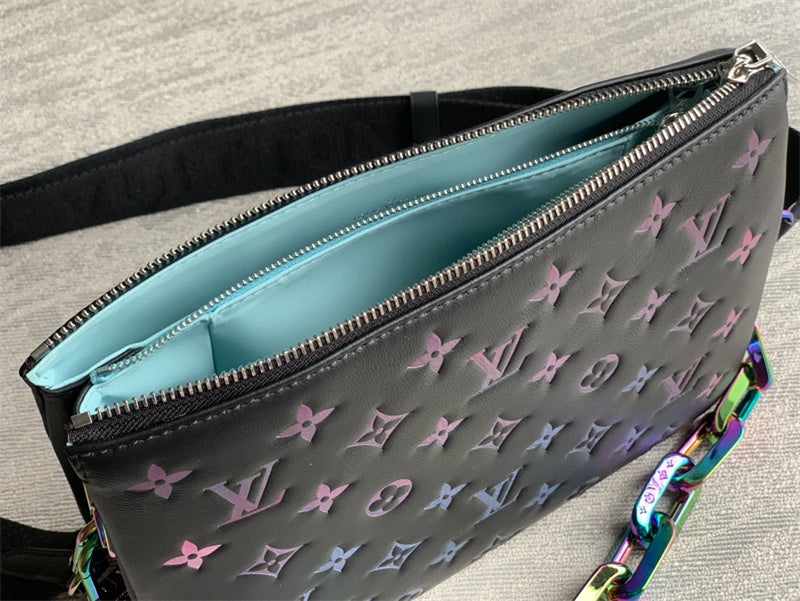  Everyday crossbody bag front view 31