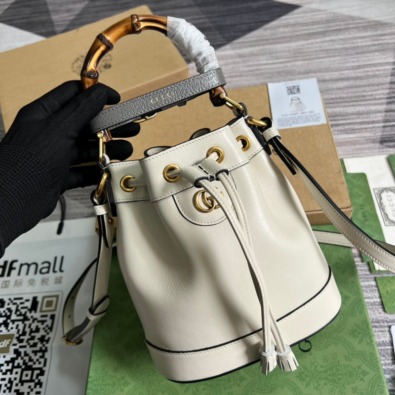 Front view of structured modern women's handbag – women's premium purse