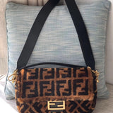 Ziva's Charm handbag – lifestyle view (Standard Size)