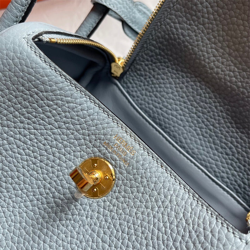  everyday bag interior and compartment view 15