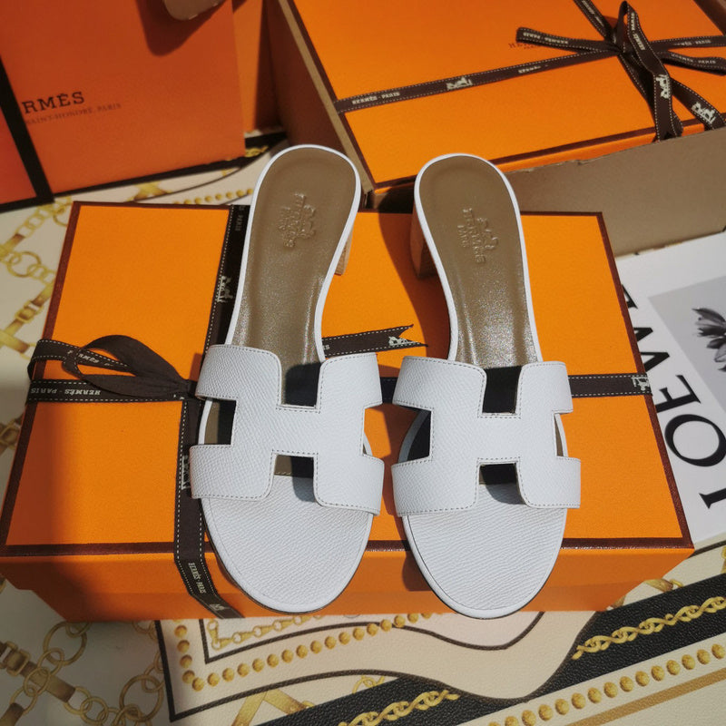 Hermes sandals Style 017 - back heel detail