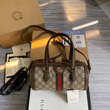 Side profile of sleek chic women's handbag – women's everyday handbag