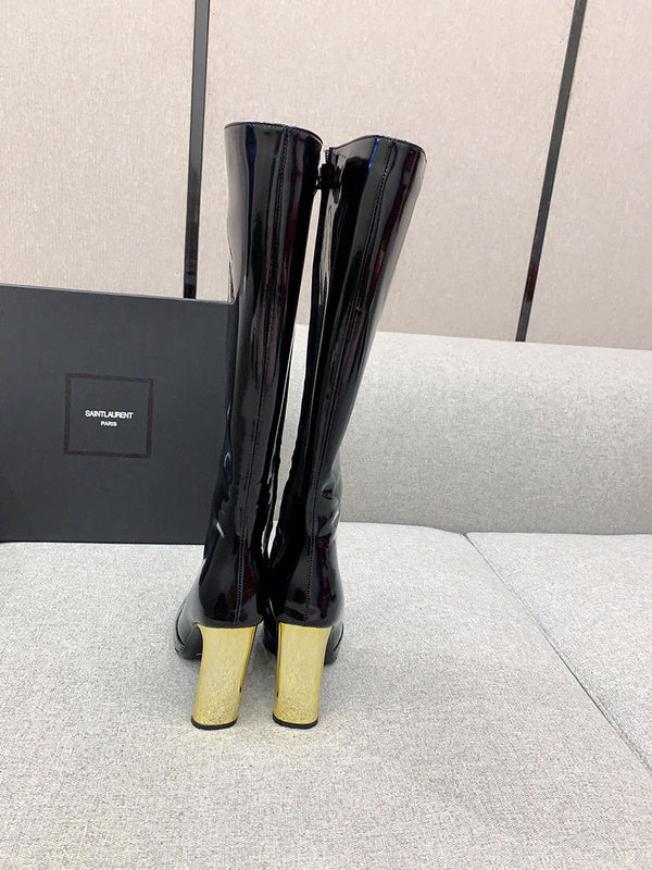 Side profile view of Saint Laurent luxury piece style No.034