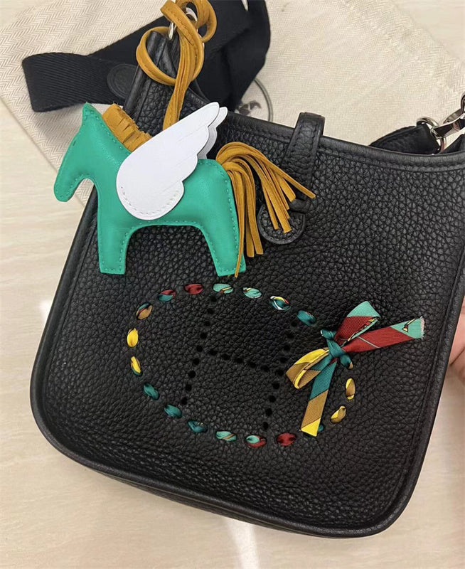  top-handle bag interior and compartment view