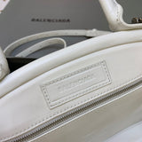 Effortless Premium PU Leather Handbag - Everyday Elegance | Women's Premium Handbag #526 - texture close-up (image 9) of designer-inspired handbag