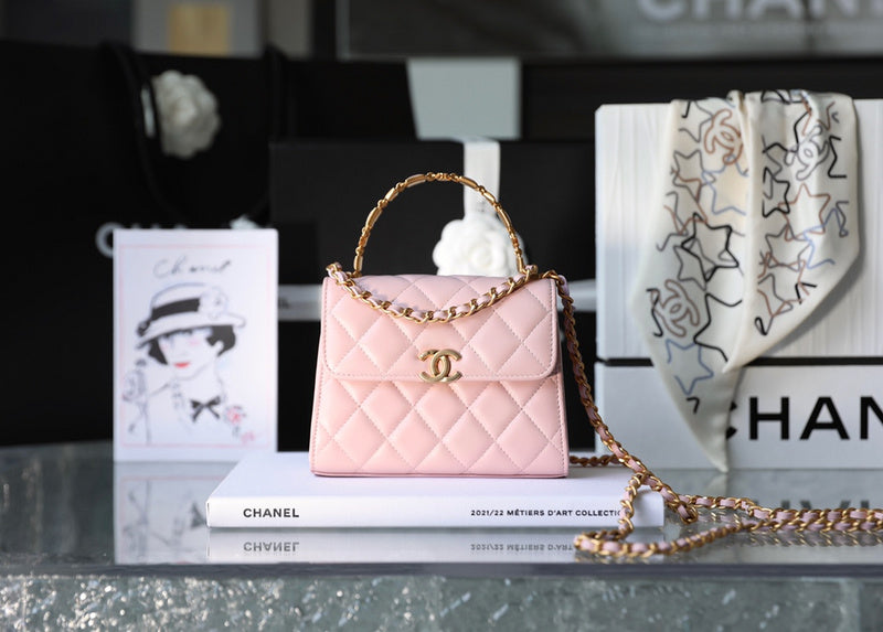 Zivas Charm Everyday Sophistication Designer Handbag (Polished Everyday Piece) – Close-Up Detail