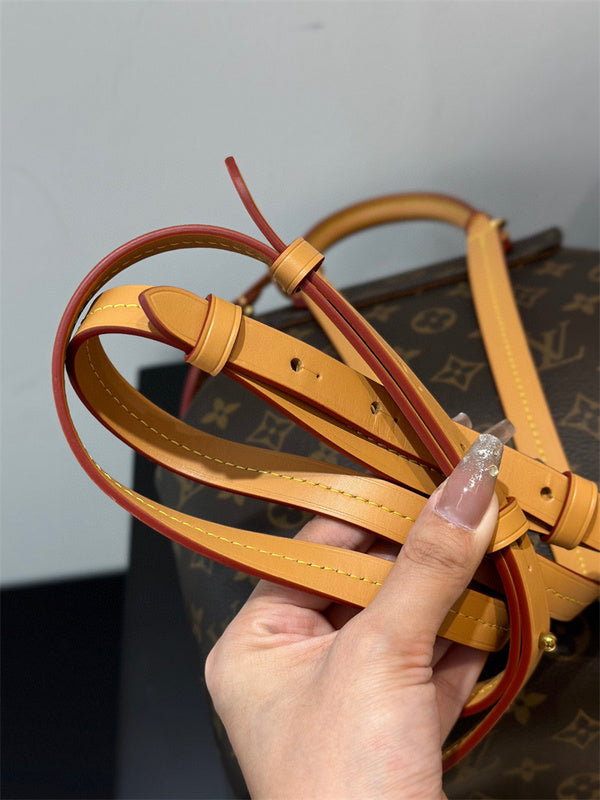  timeless handbag styled with outfit