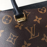 Handle and strap detail of everyday-luxe premium women's handbag – women's luxury handbag