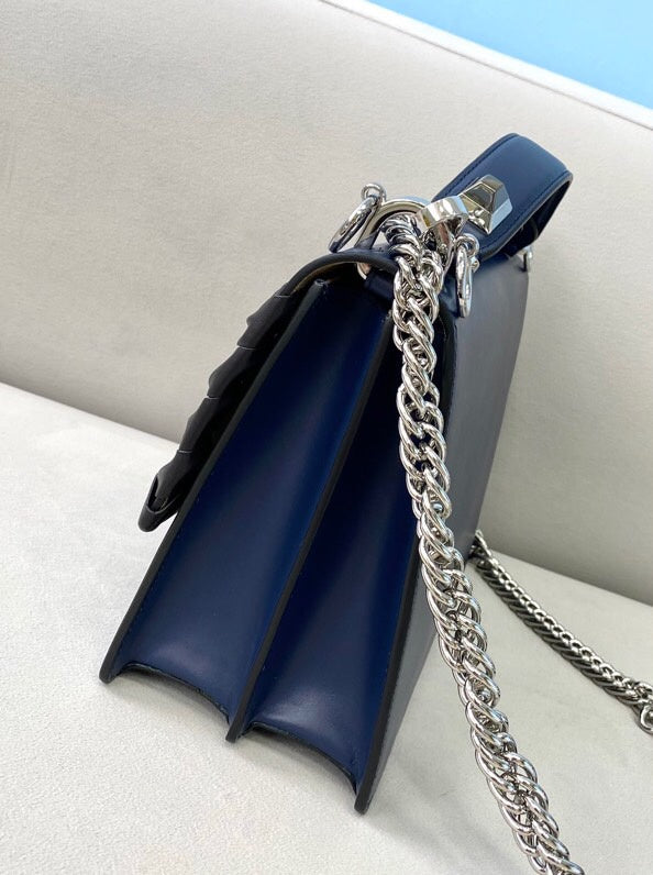 Ziva's Charm handbag – side angle view (25cm*10cm*18cm)