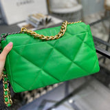  mid purse view 10