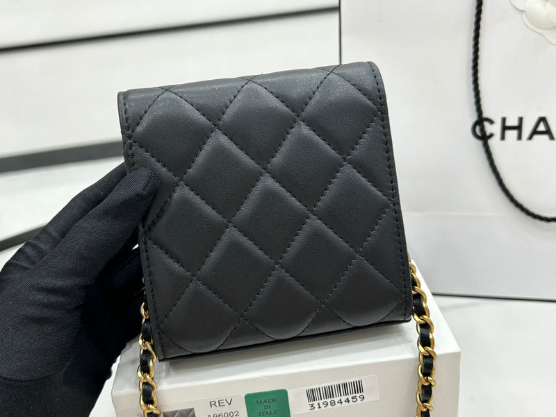  handbag, compact everyday style, image 7