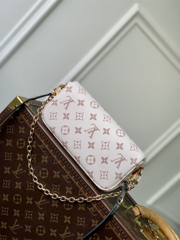  Modern handbag carried on shoulder