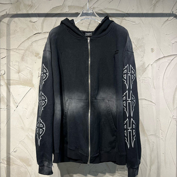 Front view of Balenciaga luxury piece style No.094