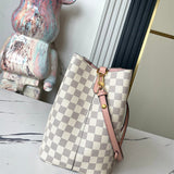  Elegant carryall bag front view 19