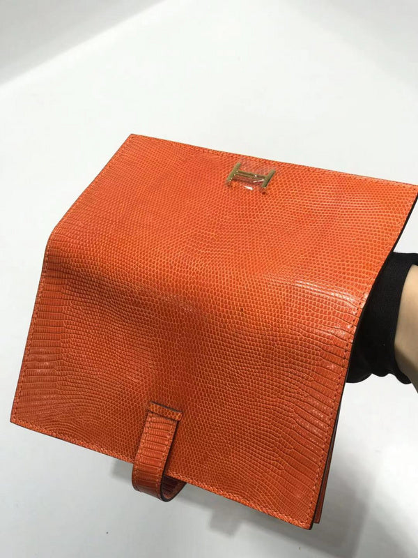 Effortless bag shown from front angle