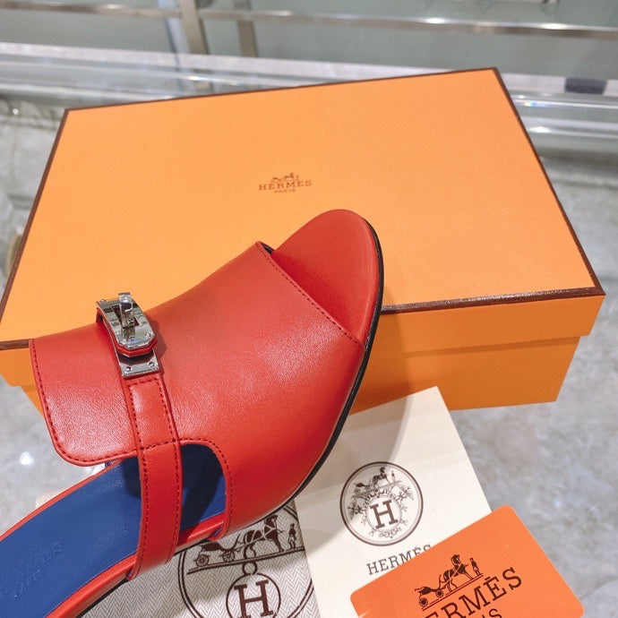 Hermes shoes Style 368 - true-to-life color detail