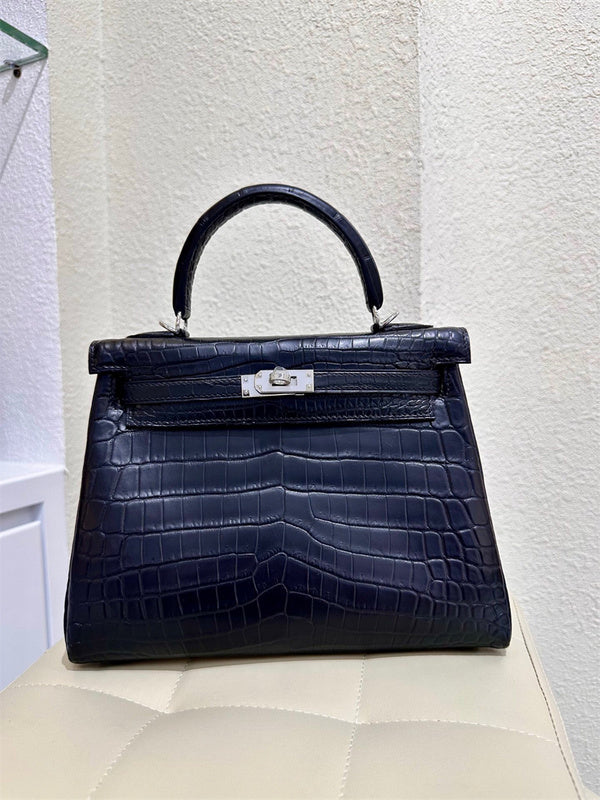  Refined satchel front view