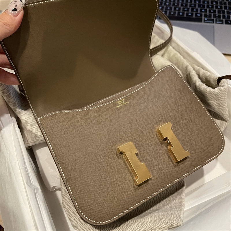  effortless satchel detail view showing craftsmanship