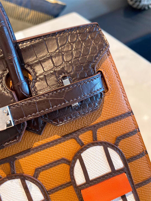  carryall bag close-up of hardware and finish 11
