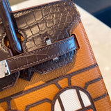  carryall bag close-up of hardware and finish 11