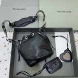 Understated Vegan Leather Handbag - Premium Craftsmanship Detailing | Women's Premium Handbag #308 - close-up detail shot (image 3) of designer-inspired handbag