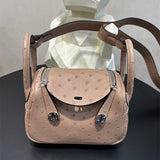  minimalist everyday bag detail view showing craftsmanship 14