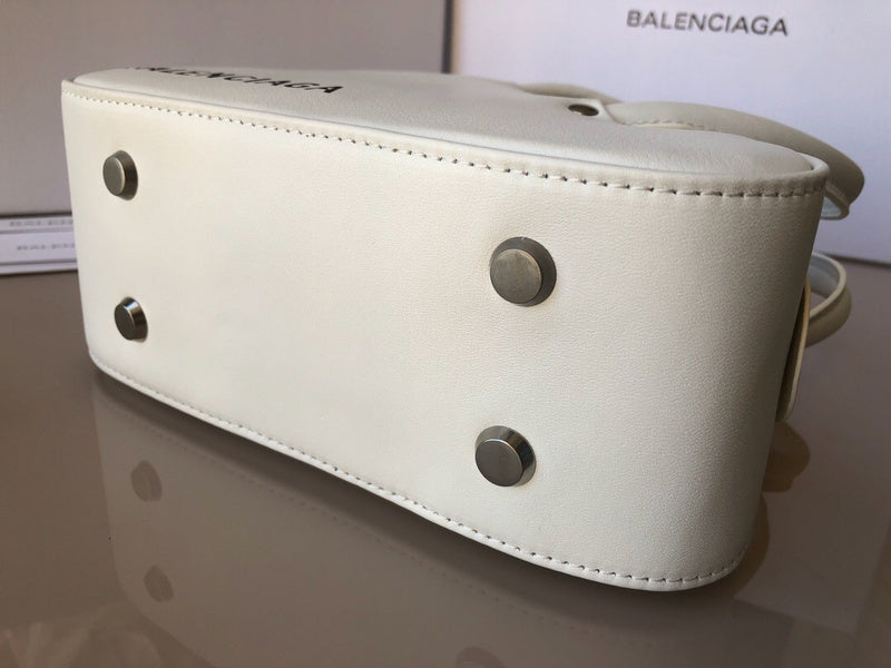 Classic Vegan Leather Handbag - Understated Luxury Look | Women's Everyday Carry Handbag #903 - hardware and detail close-up (image 5) of designer-inspired handbag