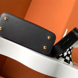  everyday bag close-up of hardware and finish 35