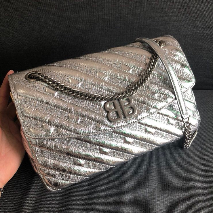 Effortless Vegan Leather Handbag - Refined Silhouette | Women's Fashion Handbag #802 - close-up detail shot (image 3) of designer-inspired handbag