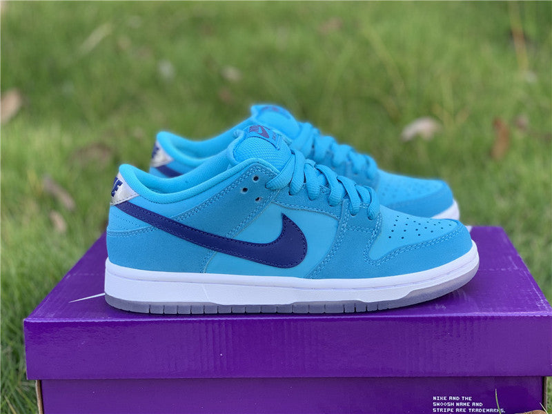 Nike Men's & Women's Luxury Fashion Trainers — Style 198 back view