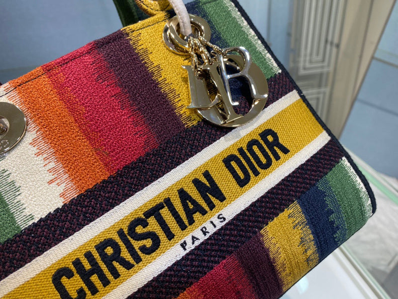 Handle and strap detail of signature chic women's handbag – women's designer-style accessory