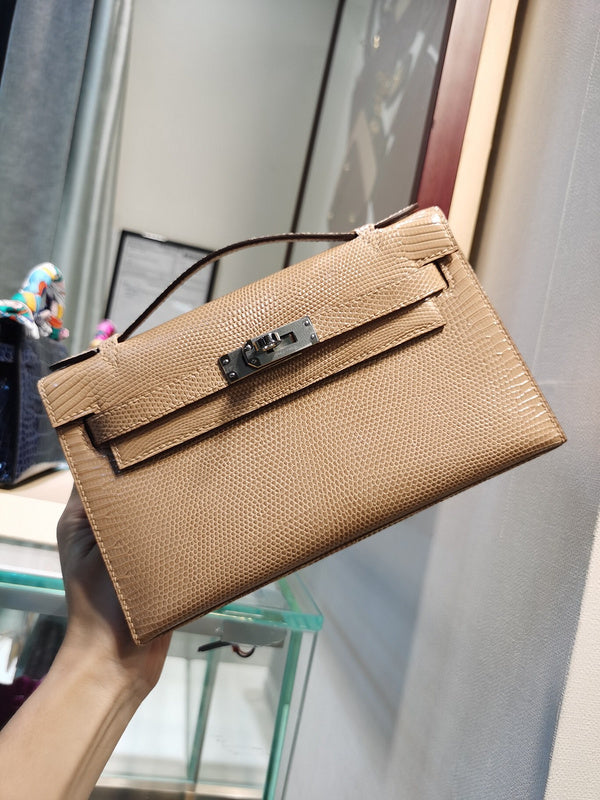 Poised bag women's premium everyday handbag