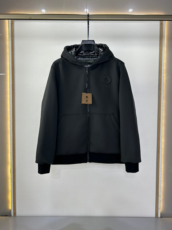 Styling view of Burberry luxury piece style No.397
