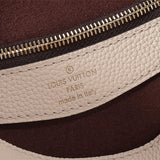  Minimalist shoulder bag front view 13