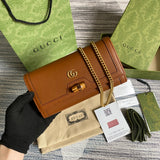 Side profile of refined modern women's handbag – women's luxury handbag