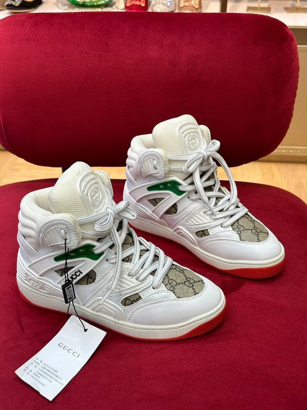 Gucci stone beige luxury sneakers view 9 classic court silhouette