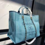  spacious purse view 5