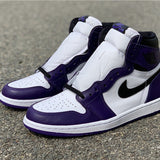Nike Men's & Women's Designer Lifestyle Shoes — Style 008 angle view
