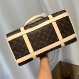  tote bag interior and compartment view